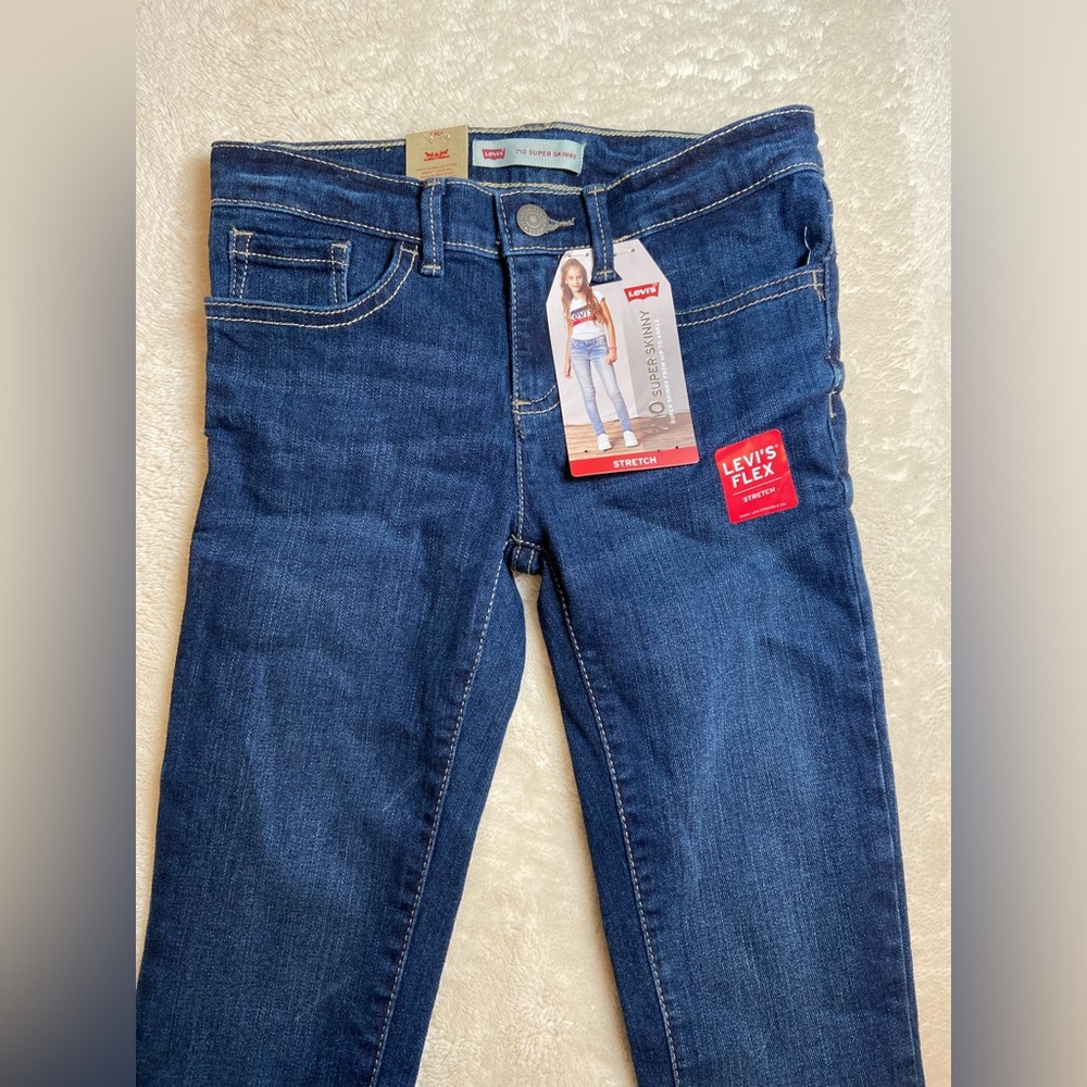 NWT Levi's Flex Blue Jeans Girl Size 7